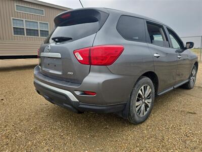 2018 Nissan Pathfinder S  4X4 - Photo 7 - Edmonton, AB T5L 2J7