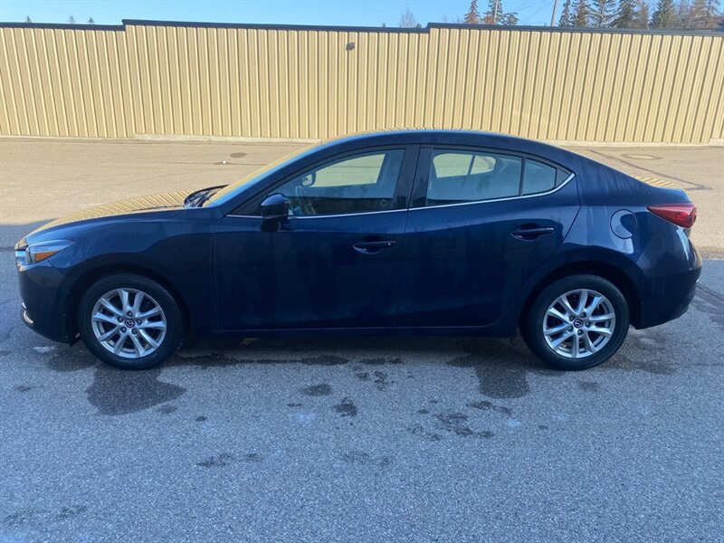 2018 Mazda Mazda3 GS - Photo 3 - St Albert, AB T8N 3Z7