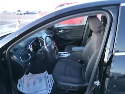 2022 Chevrolet Malibu LT Midnight Edition Sunroof   - Photo 7 - St Albert, AB T8N 3Z7