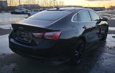 2022 Chevrolet Malibu LT Midnight Edition Sunroof   - Photo 5 - St Albert, AB T8N 3Z7
