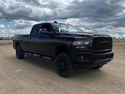 2022 RAM 3500 Big Horn Night Edition 8ft Box  4x4 - Photo 3 - St Albert, AB T8N 3Z7
