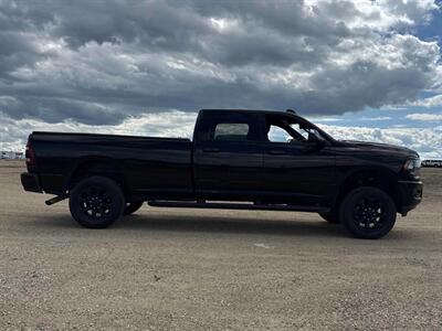 2022 RAM 3500 Big Horn Night Edition 8ft Box  4x4 - Photo 4 - St Albert, AB T8N 3Z7