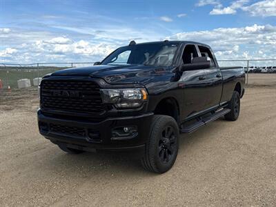 2022 RAM 3500 Big Horn Night Edition 8ft Box  4x4 - Photo 1 - St Albert, AB T8N 3Z7