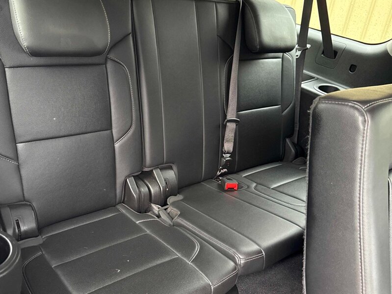 2020 GMC Yukon XL SLT 4x4 - Photo 15 - Acheson, AB T7X 5A3