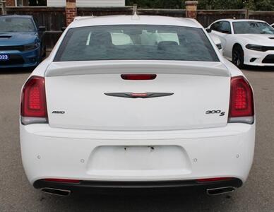 2023 Chrysler 300 Series S  AWD - Photo 6 - St Albert, AB T8N 3Z7