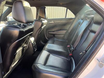 2023 Chrysler 300 Series S  AWD - Photo 15 - St Albert, AB T8N 3Z7