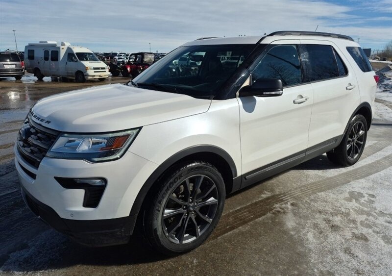 2018 Ford Explorer XLT Sport  AWD - Photo 1 - St Albert, AB T8N 3Z7