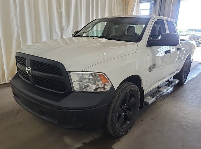 2020 RAM 1500 Classic ST  4x4 - Photo 1 - St Albert, AB T8N 3Z7