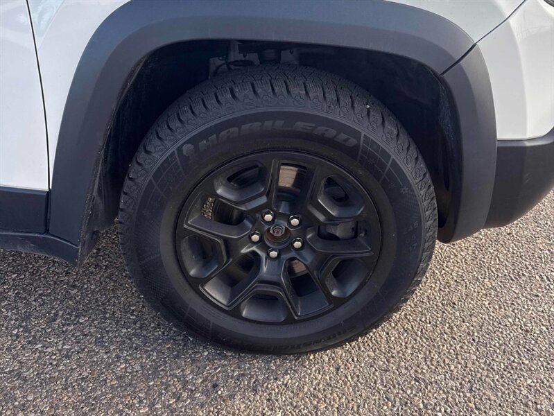 2019 Jeep Cherokee Trailhawk Elite 4x4 - Photo 15 - Edmonton, AB T5L 2J7