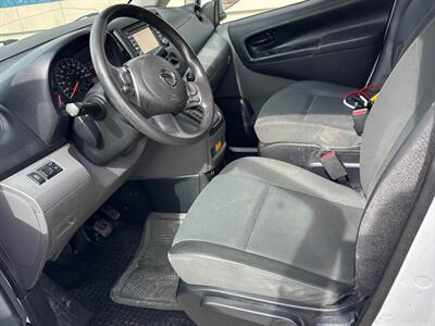 2017 Nissan NV200 S  Cargo Van - Photo 9 - Edmonton, AB T5L 2J7