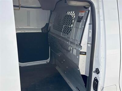 2017 Nissan NV200 S  Cargo Van - Photo 12 - Edmonton, AB T5L 2J7