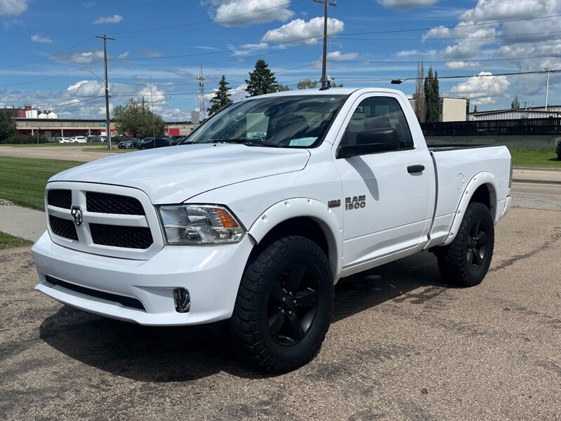 2016 RAM 1500 Tradesman  4x4