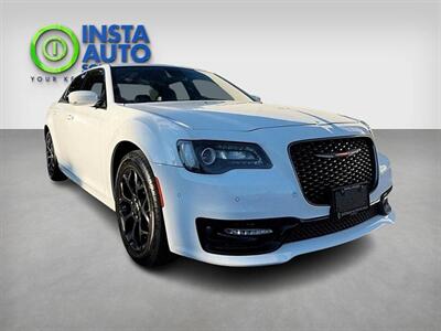 2022 Chrysler 300 Series S  AWD - Photo 3 - St Albert, AB T8N 3Z7