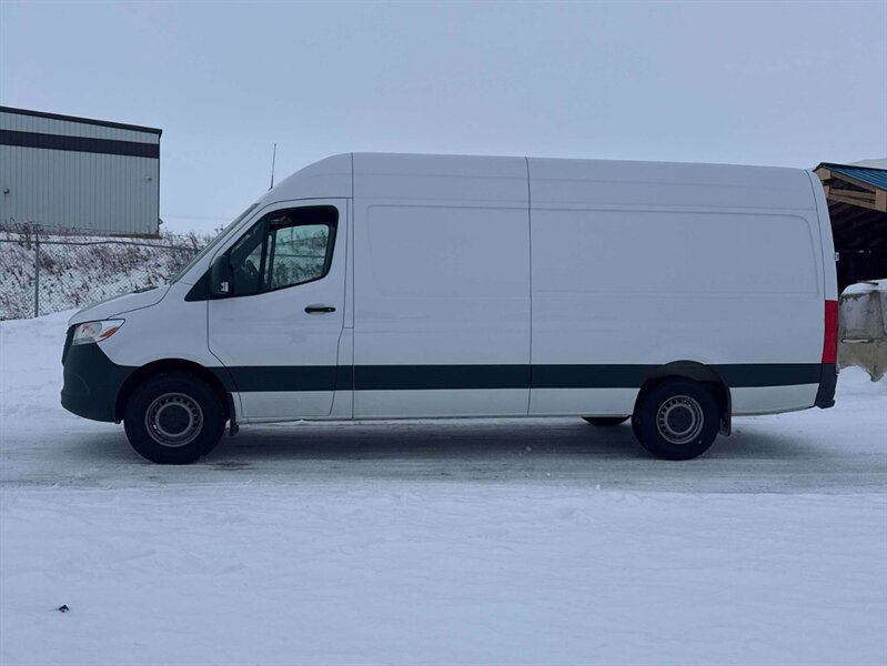 2023 Mercedes-Benz Sprinter 2500 High Roof - Photo 2 - Edmonton, AB T5L 2J7