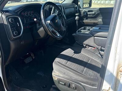 2023 Chevrolet Silverado 2500 LT  4x4 - Photo 10 - St Albert, AB T8N 3Z7