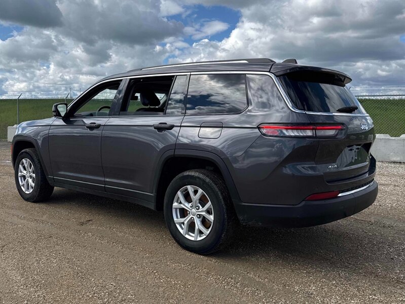2023 Jeep Grand Cherokee L Limited 4x4 - Photo 7 - St Albert, AB T8N 3Z7