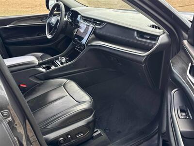 2023 Jeep Grand Cherokee L Limited 4x4 - Photo 13 - St Albert, AB T8N 3Z7