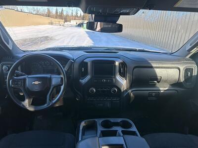 2023 Chevrolet Silverado 1500 Work Truck  4x4 - Photo 9 - St Albert, AB T8N 3Z7
