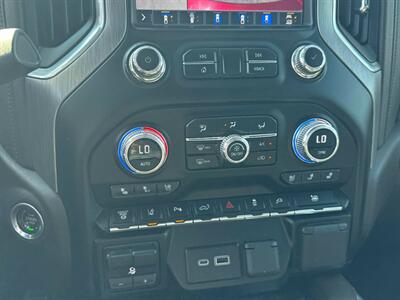 2023 GMC Sierra 3500 Denali   - Photo 11 - St Albert, AB T8N 3Z7
