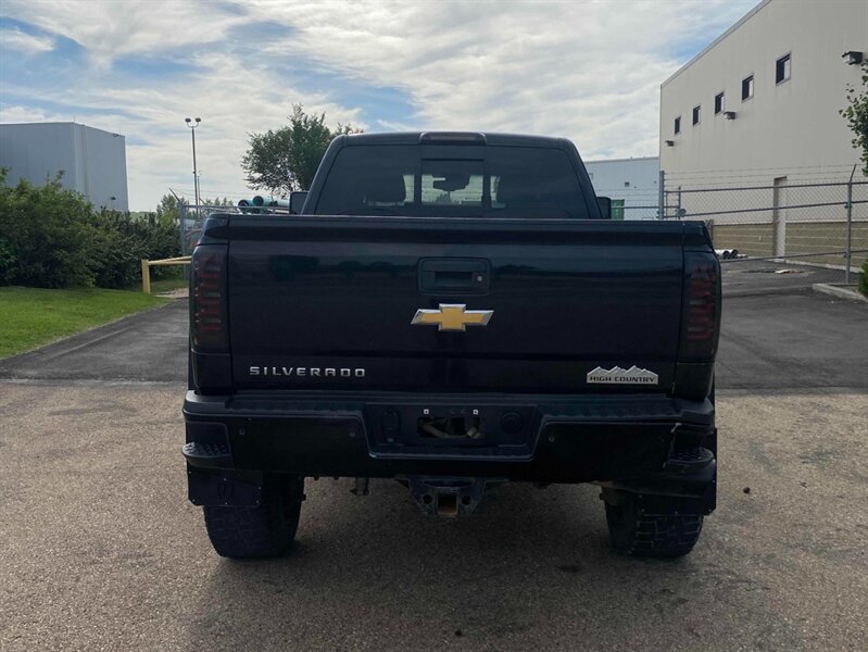 2019 Chevrolet Silverado 2500 High Country 6.6L 8cyl, Diesel - Photo 9 - Edmonton, AB T5L 2J7