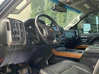 2019 Chevrolet Silverado 2500 High Country 6.6L 8cyl, Diesel - Photo 10 - Edmonton, AB T5L 2J7