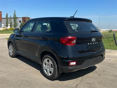 2023 Hyundai Venue Essential   - Photo 4 - Acheson, AB T7X 5A3