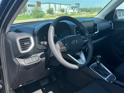 2023 Hyundai Venue Essential   - Photo 11 - Acheson, AB T7X 5A3
