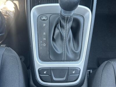 2023 Hyundai Venue Essential   - Photo 14 - Acheson, AB T7X 5A3