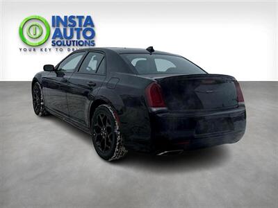 2022 Chrysler 300 Series S  AWD - Photo 5 - St Albert, AB T8N 3Z7