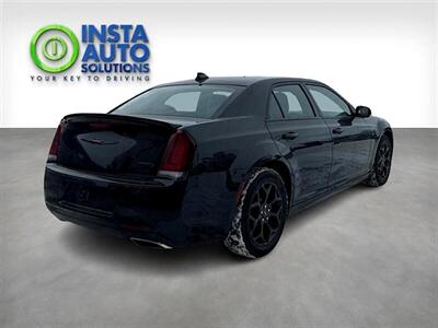 2022 Chrysler 300 Series S  AWD - Photo 7 - St Albert, AB T8N 3Z7