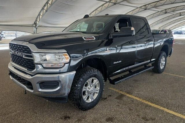2022 RAM 3500 Big Horn Diesel  4x4
