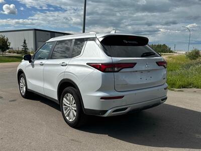 2024 Mitsubishi Outlander LE  AWD - Photo 4 - Acheson, AB T7X 5A3