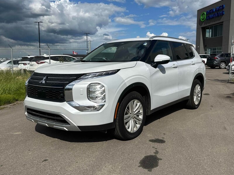 2024 Mitsubishi Outlander LE AWD - Photo 1 - Acheson, AB T7X 5A3