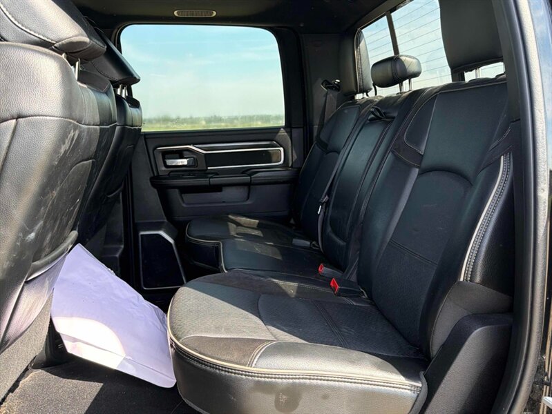 2024 RAM 3500 Laramie Diesel Night Edition 8ft Box 4x4 - Photo 12 - St Albert, AB T8N 3Z7