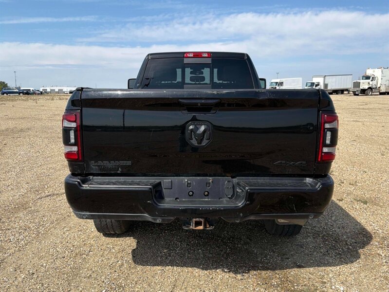2024 RAM 3500 Laramie Diesel Night Edition 8ft Box 4x4 - Photo 7 - St Albert, AB T8N 3Z7