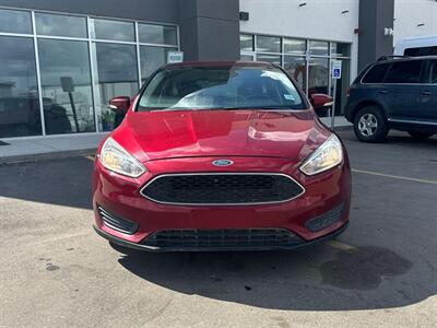 2017 Ford Focus SE   - Photo 2 - Acheson, AB T7X 5A3