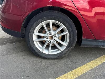 2017 Ford Focus SE   - Photo 12 - Acheson, AB T7X 5A3