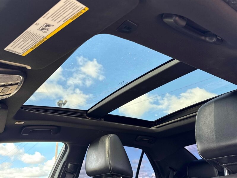 2019 Chrysler 300 Series S - Photo 11 - Acheson, AB T7X 5A3