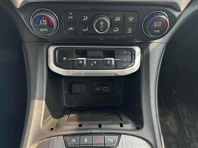 2023 GMC Acadia SLT  4x4 - Photo 14 - St Albert, AB T8N 3Z7
