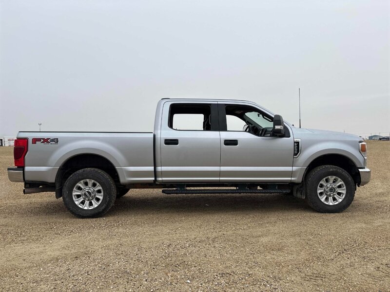 2022 Ford F-250 Super Duty FX4 AWD - Photo 4 - Edmonton, AB T5L 2J7