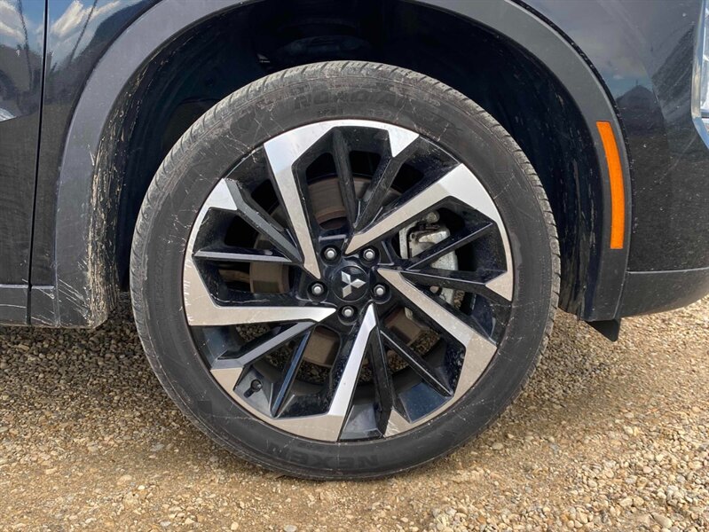 2023 Mitsubishi Outlander LE AWD - Photo 12 - St Albert, AB T8N 3Z7
