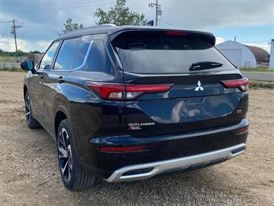 2023 Mitsubishi Outlander LE AWD - Photo 6 - St Albert, AB T8N 3Z7
