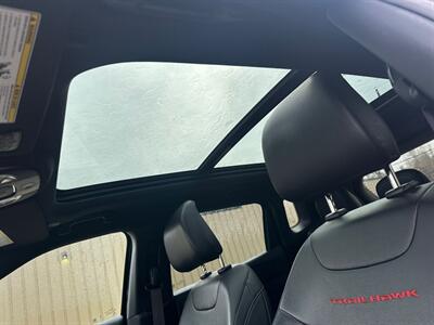 2024 Jeep Compass Trailhawk Sun & Sound  4x4 - Photo 14 - St Albert, AB T8N 3Z7
