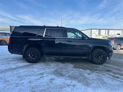 2018 Chevrolet Suburban LS  4x4 - Photo 7 - Acheson, AB T7X 5A3