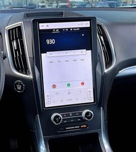 2024 Ford Edge Titanium Sunroof  AWD - Photo 12 - St Albert, AB T8N 3Z7