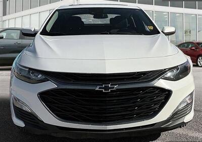 2023 Chevrolet Malibu LT Sunroof Sport Edition   - Photo 3 - St Albert, AB T8N 3Z7