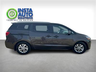 2017 Kia Sedona LX Plus   - Photo 6 - Edmonton, AB T5L 2J7