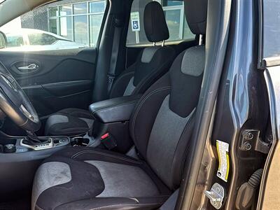 2016 Jeep Cherokee Sport Altitude  4X4 - Photo 8 - Acheson, AB T7X 5A3