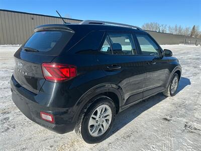 2024 Hyundai VENUE Preferred   - Photo 8 - St Albert, AB T8N 3Z7