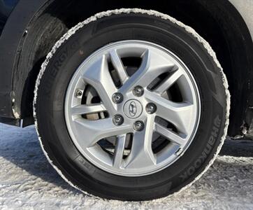 2024 Hyundai VENUE Preferred   - Photo 17 - St Albert, AB T8N 3Z7